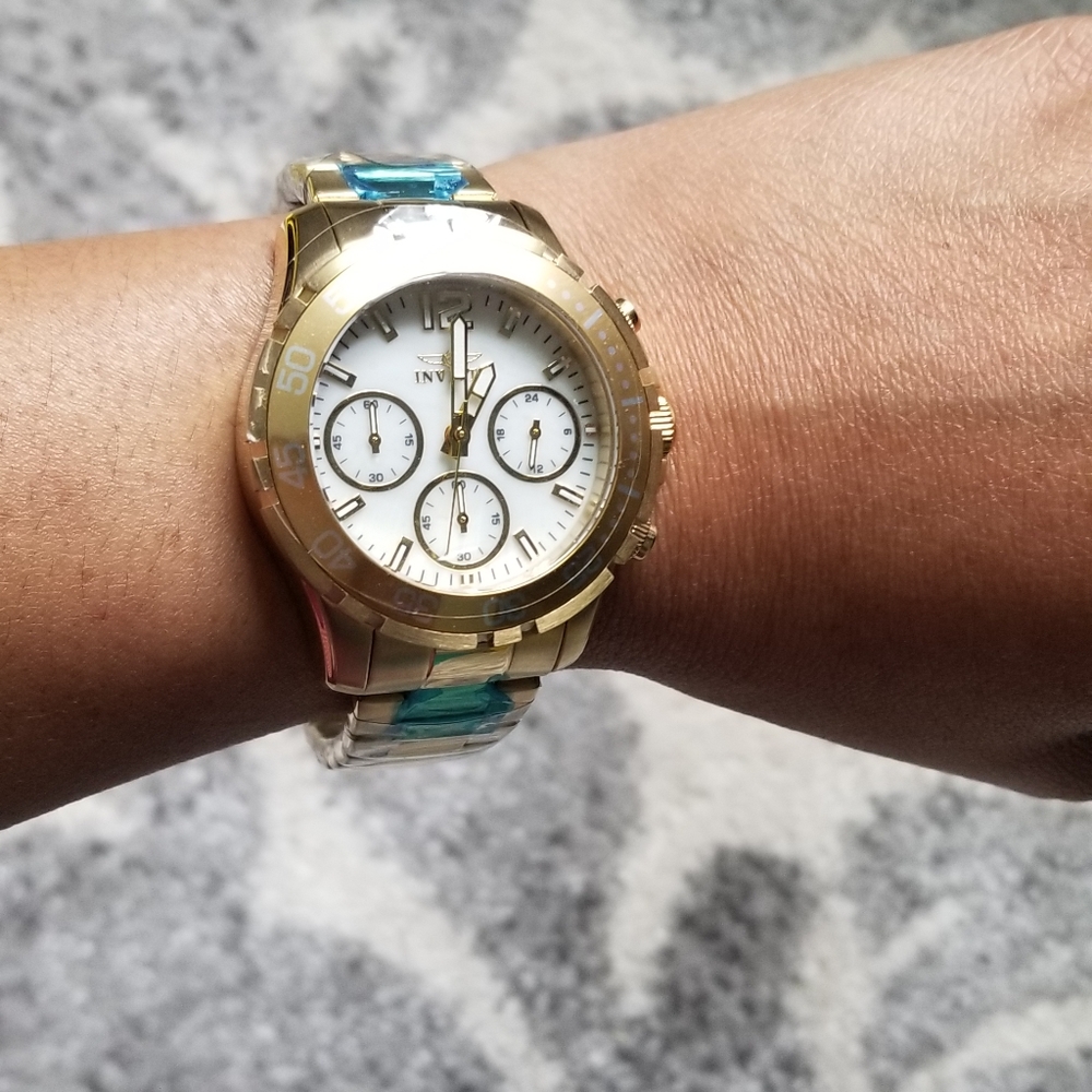 {NWT} Invicta • Gold Women's Watch